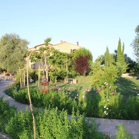 Le Pietre Parlanti & Winery * Montegabbione