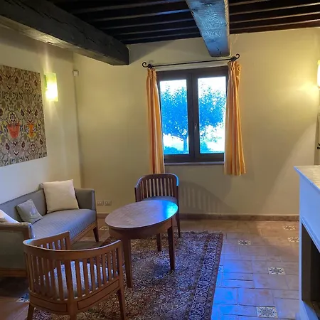 Le Pietre Parlanti & Winery