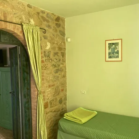 Le Pietre Parlanti & Winery