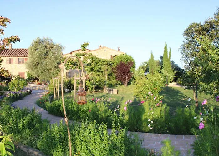 Le Pietre Parlanti Resort&winery * Montegabbione